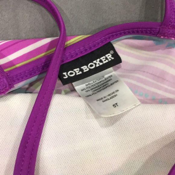 Swim suit - Picture 2 of 3